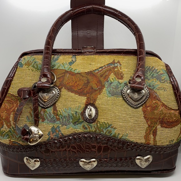 Vintage grained Leather bag with tapestry embroidered front - Picture 4 of 13